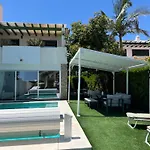 Modern Beachside Townhouse W/ Private Pool